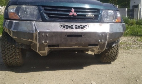 Mitsubishi pajero shogun - mitsubishi, 3